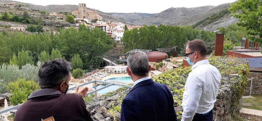 BARRANCO PERDIDO visita consejero 1.jpg