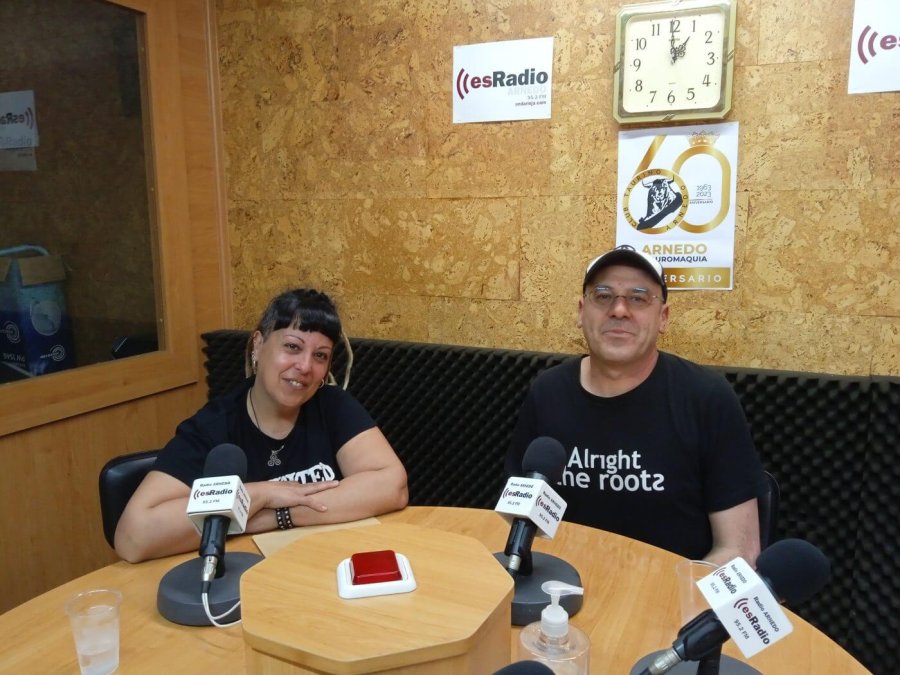 IU ARNEDO Angel Calvo y Rebeca Eguizábal radio 23.05.23