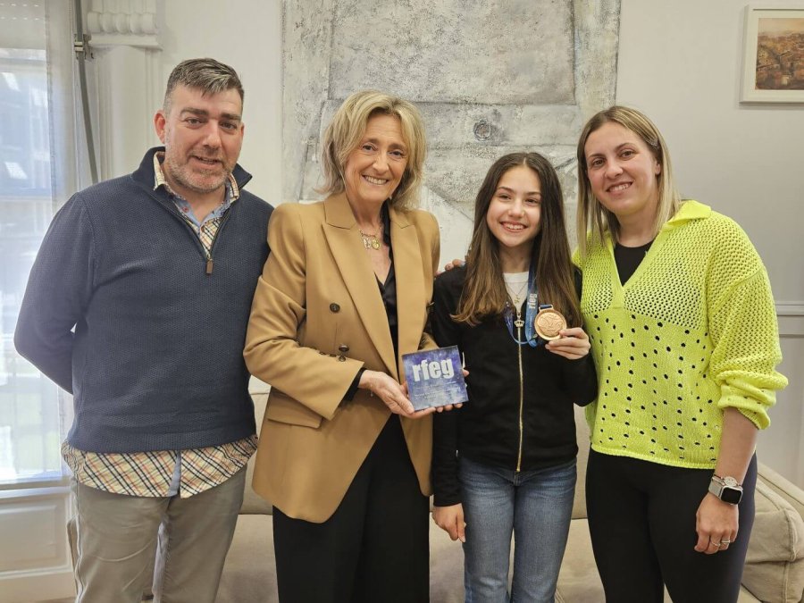 CALAHORRA Recepción gimnasta Elena Antoñanzas