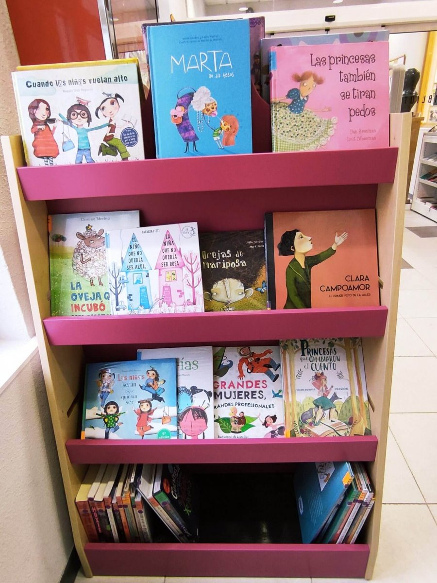 CALAHORRA biblioteca punto violeta infantil 1