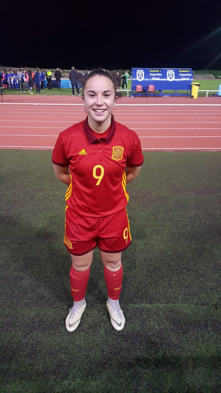 SARA CARRILLO selección