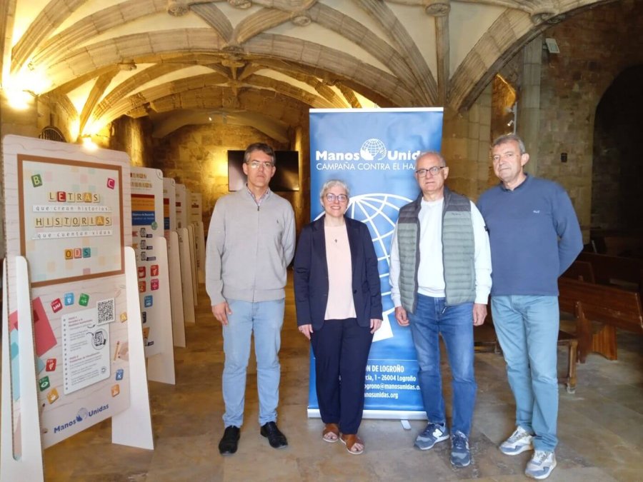 PARROQUIA EXPO MANOS UNIDAS 1