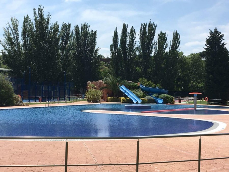 PISCINA RECREATIVA VUELVE A LLENARSE