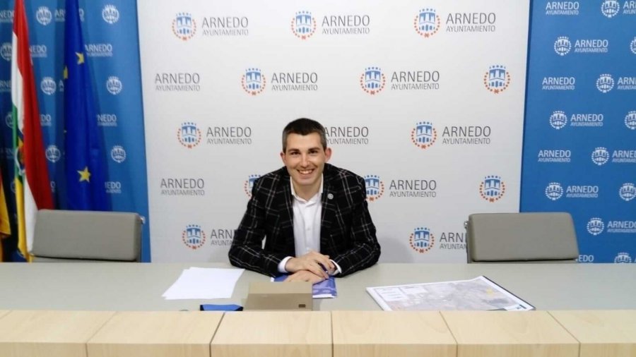 RAUL DOMINGO junta 05 nov