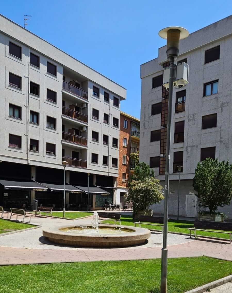 CALAHORRA cámara seguridad en farola