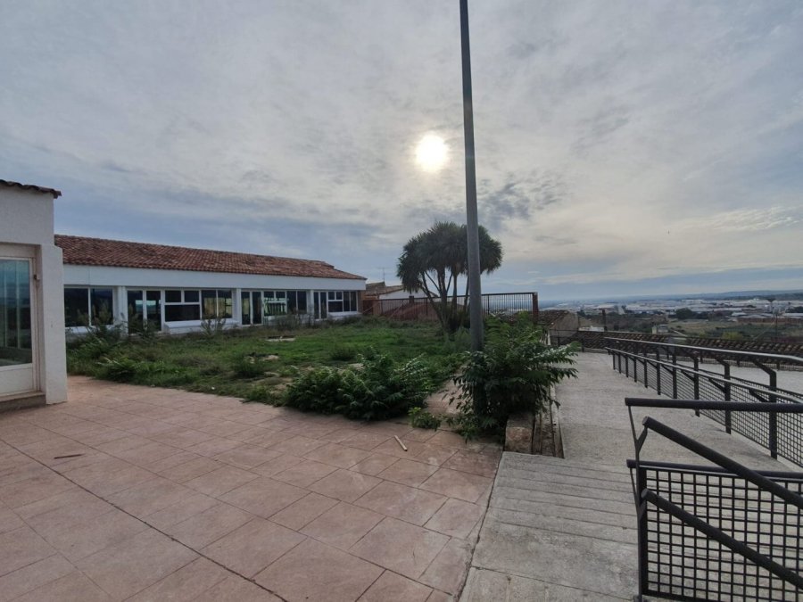 CALAHORRA patio escuela música