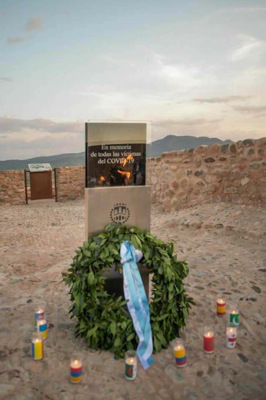 MONUMENTO VICTIMAS COVID ARNEDO