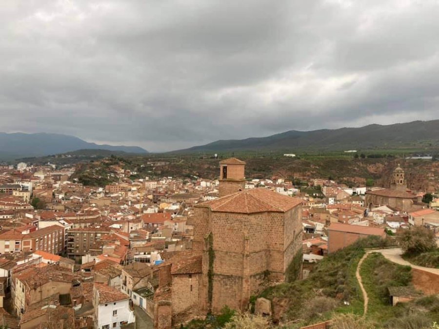 ARNEDO panoramica desde castillo con iglesias