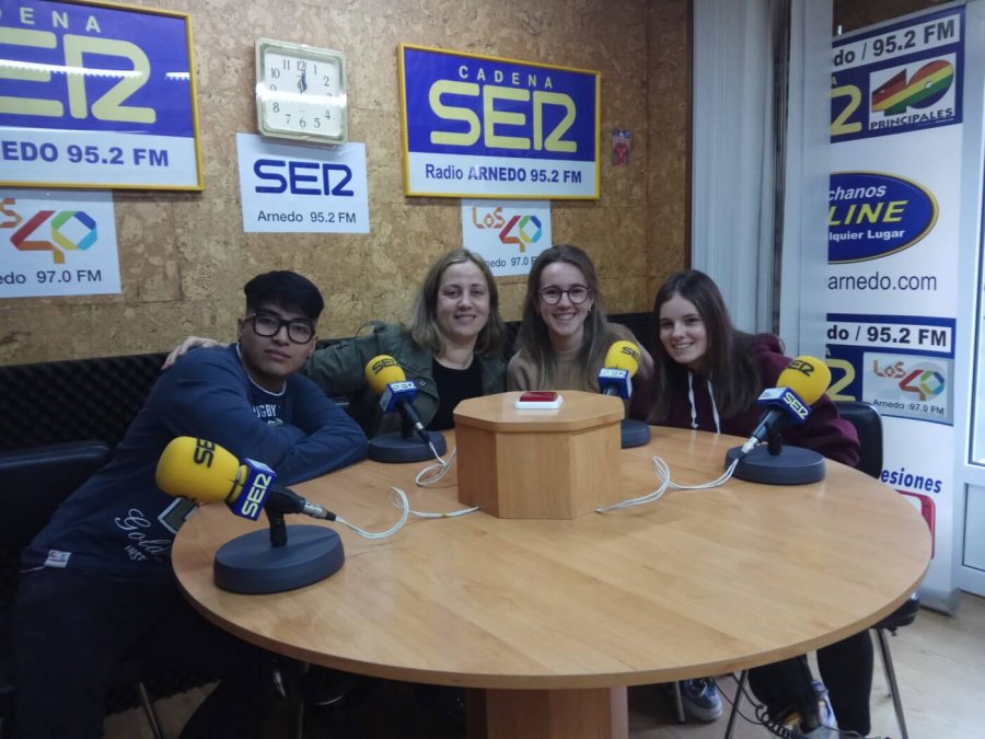 IES CELSO DIAZ mercadillo solidario Grado Comercio