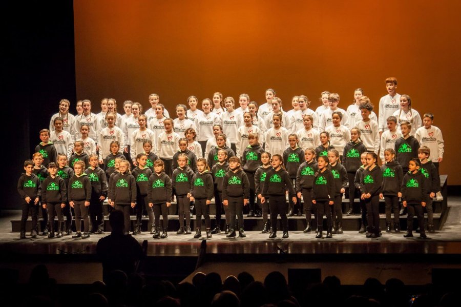 CORO CUCHUFLETE Y CORO CALVETE 3