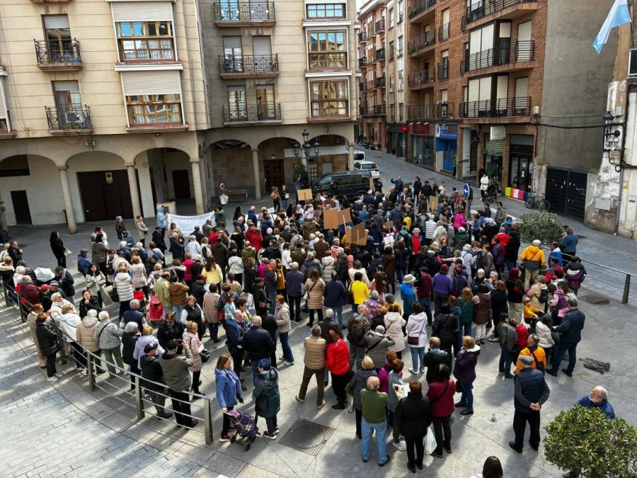 CONCENTRACION HOSPITAL CALAHORRA EN ARNEDO 1