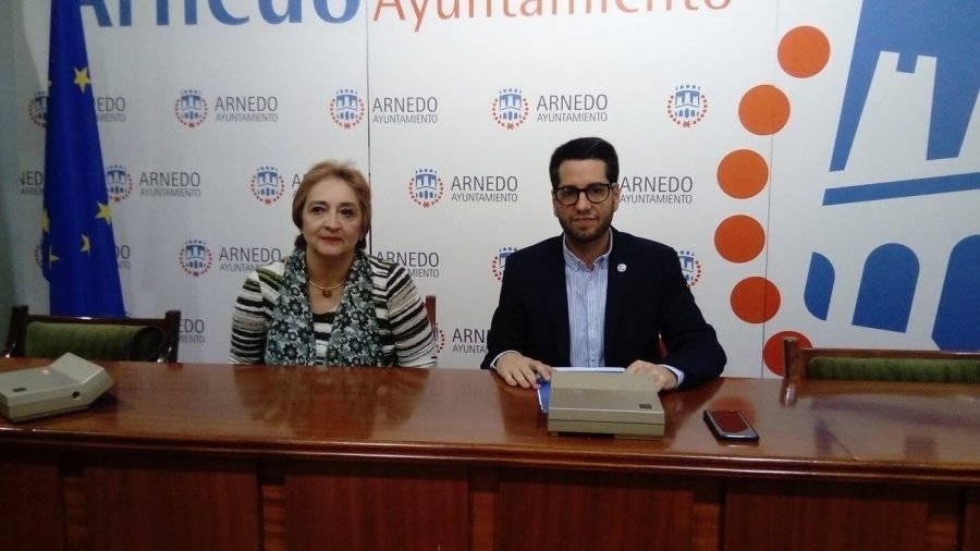 JAVIER GARCIA Y ESTHER LORENTE