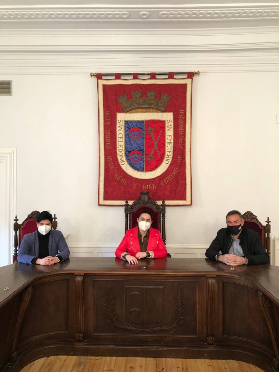 CALAHORRA recibimiento presidente ajedrez