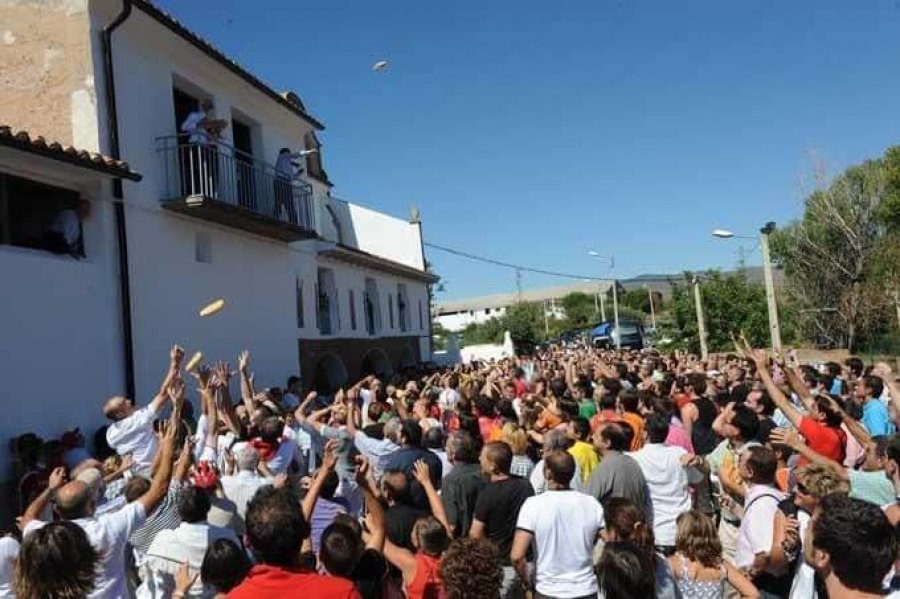 QUEL fiesta pan y queso